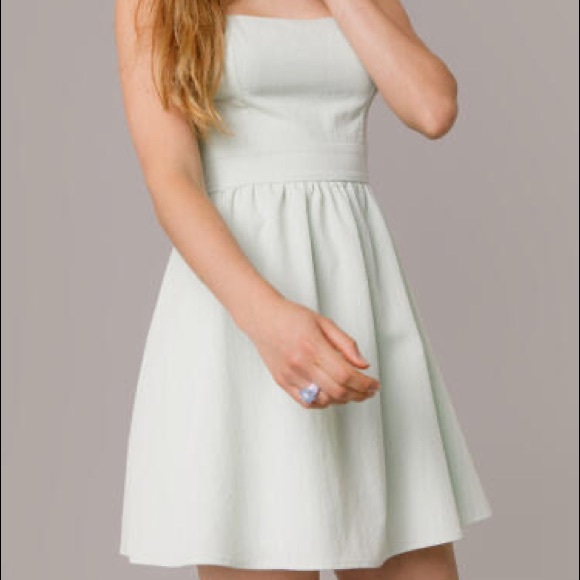 Francesca’s Mint Green Mini Dress - Picture 2 of 6